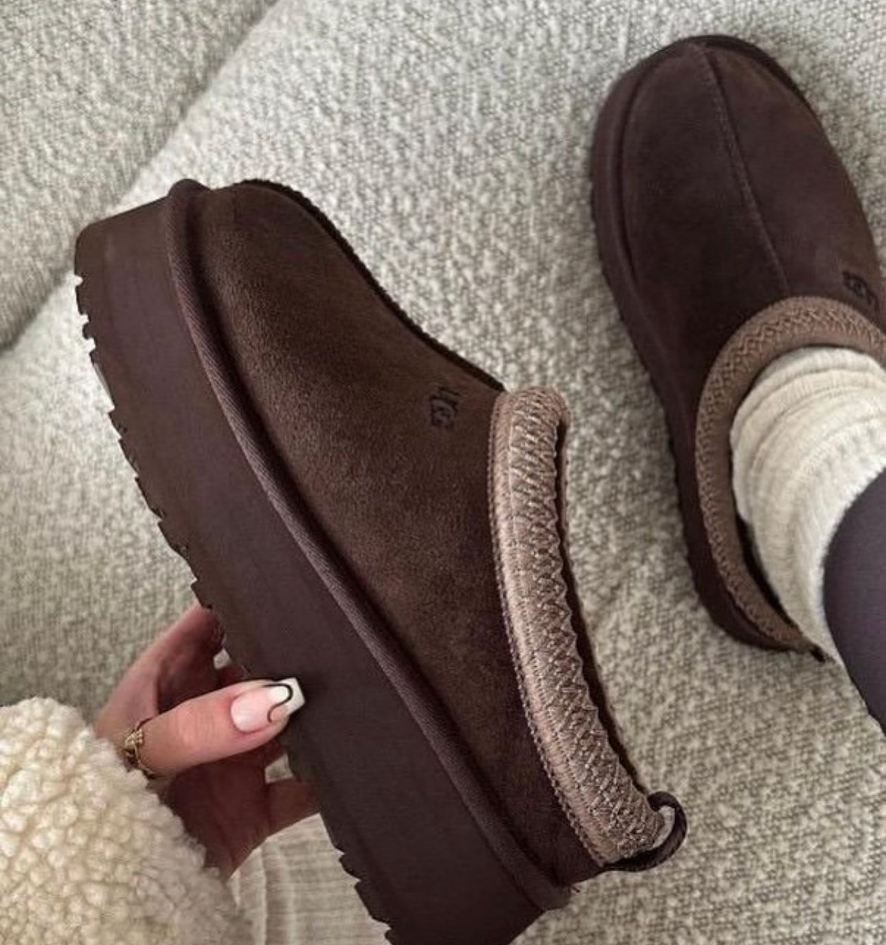 UGG BOTTE TAILLE BASSE TAZZ Chocolat