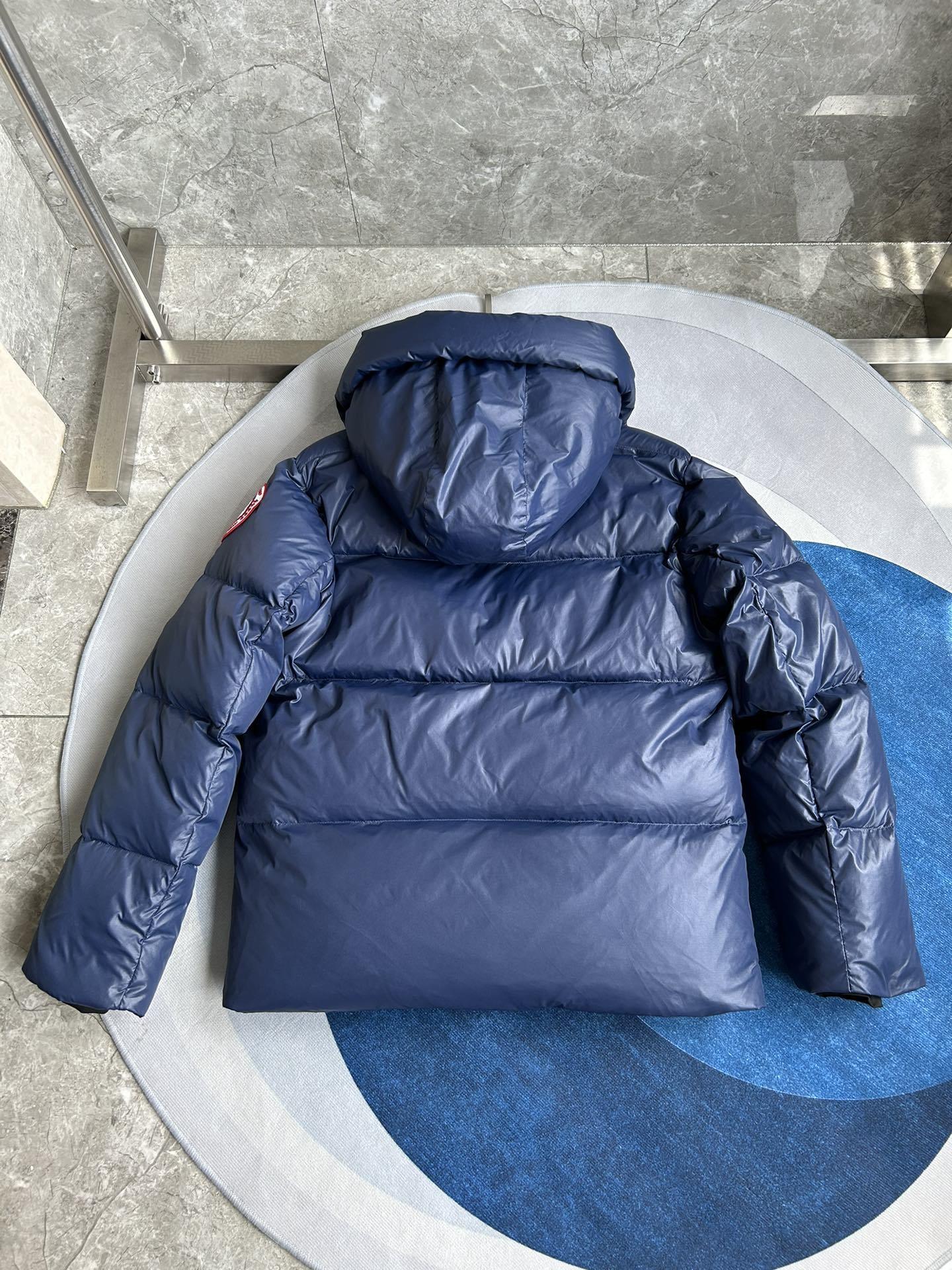 Canada Goose Crofton Puffer – Navy Blue Edition