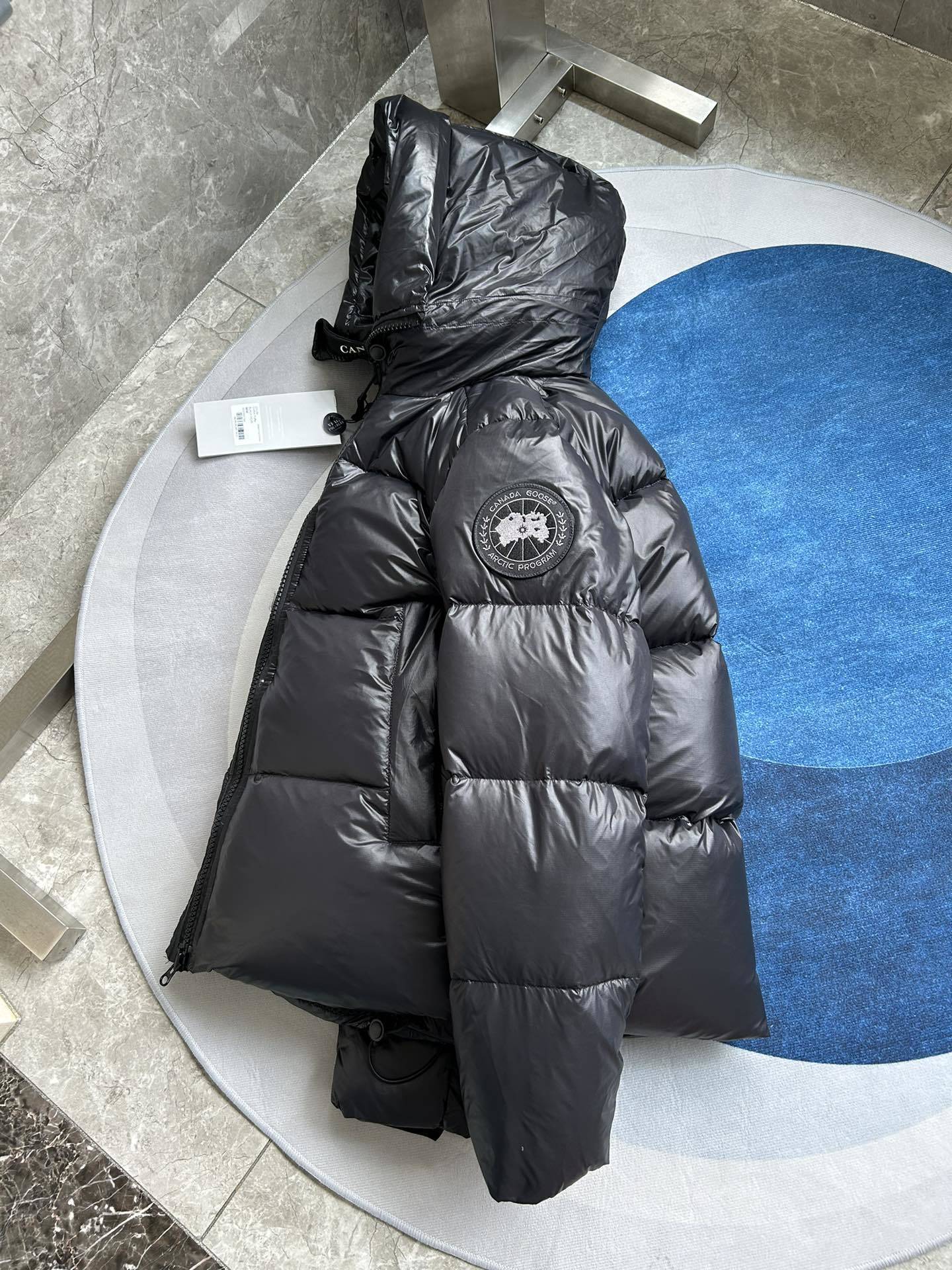 Canada Goose Crofton Puffer – Black Label Gloss Edition