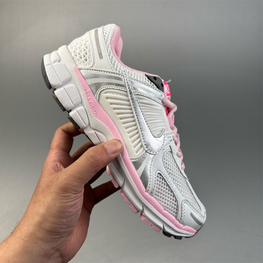 Nike Zoom Vomero 5 25