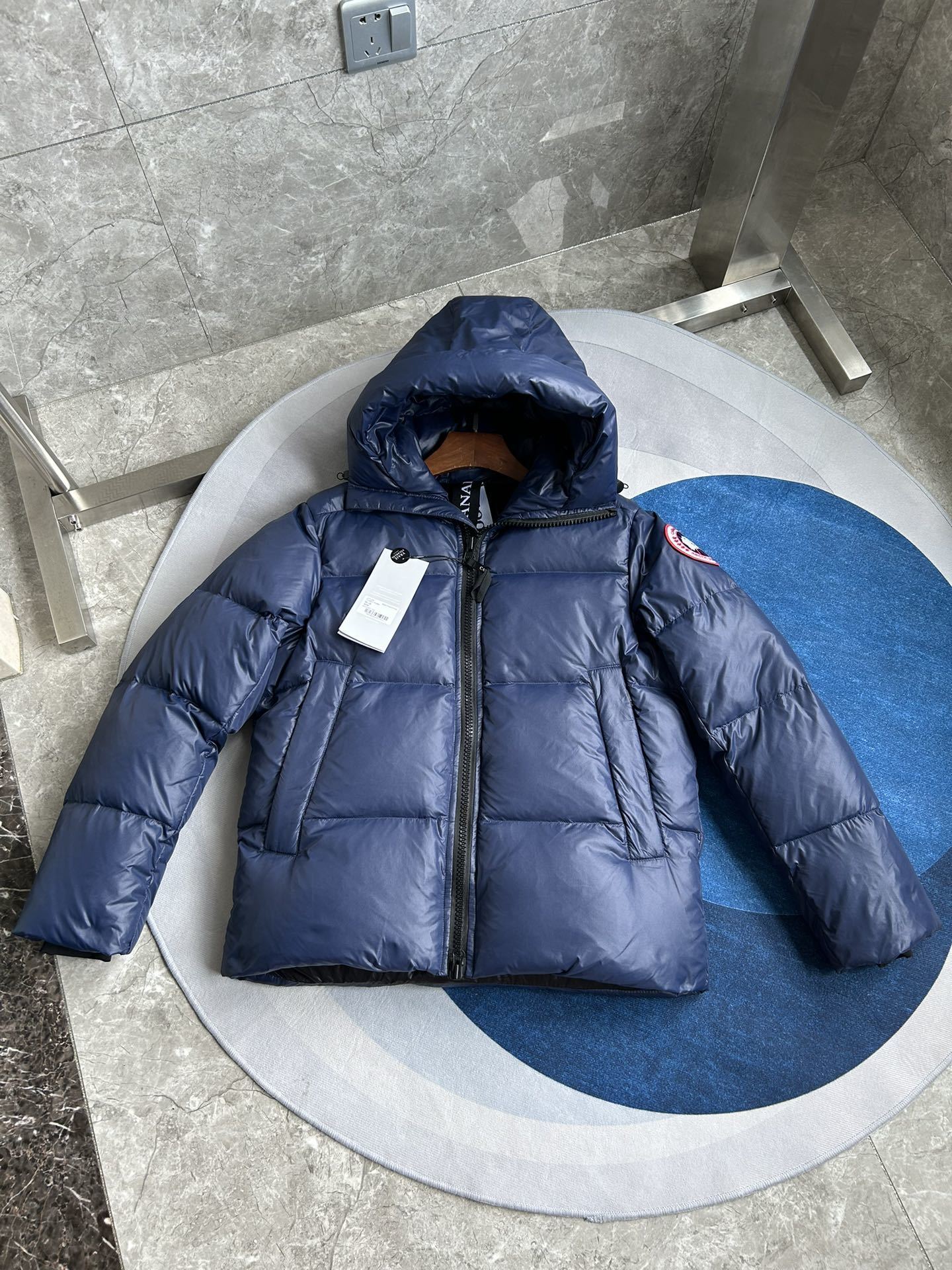 Canada Goose Crofton Puffer – Navy Blue Edition