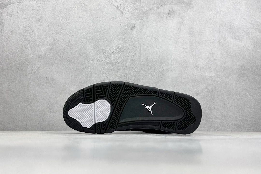 Jordan 4 black 2024