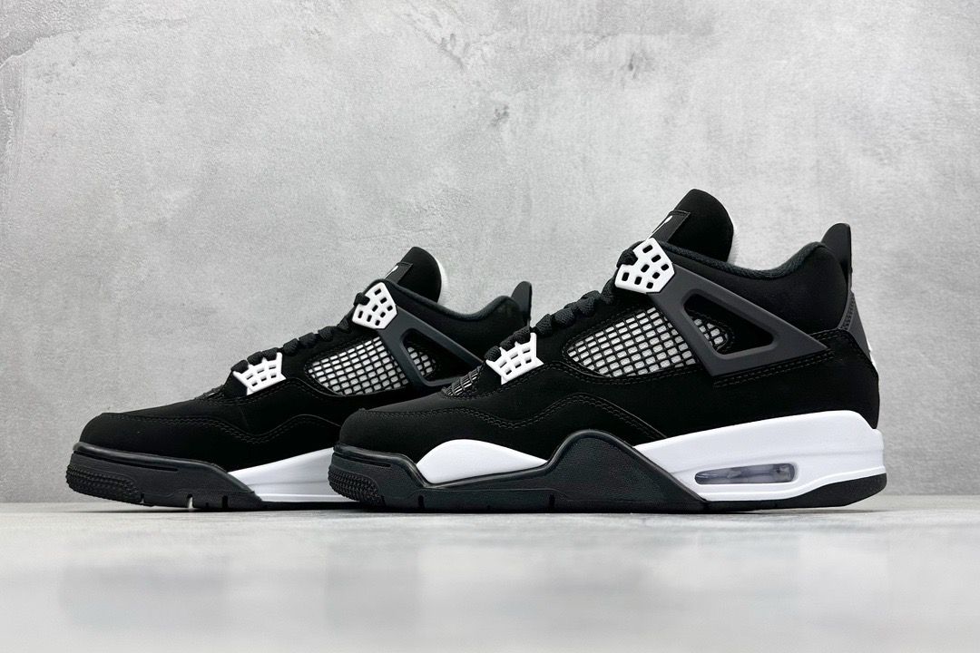 Jordan 4 black 2024