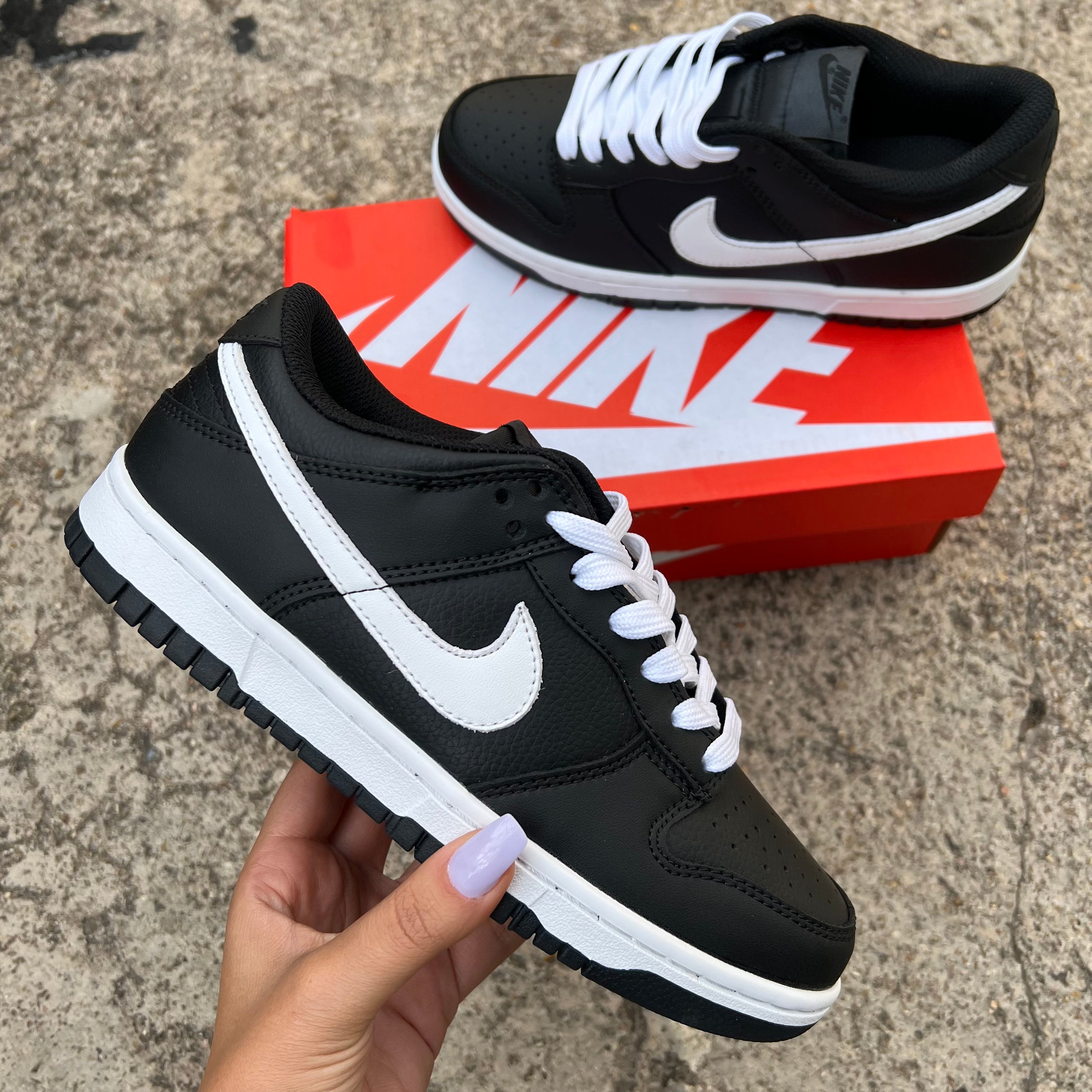 Dunk Low black & white